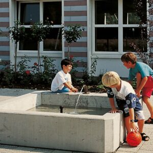 Pflanz- und Brunnentrog Stabile grau gestrahlt